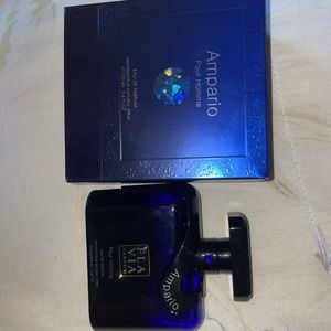 Men’s cologne by Flavia Ampario